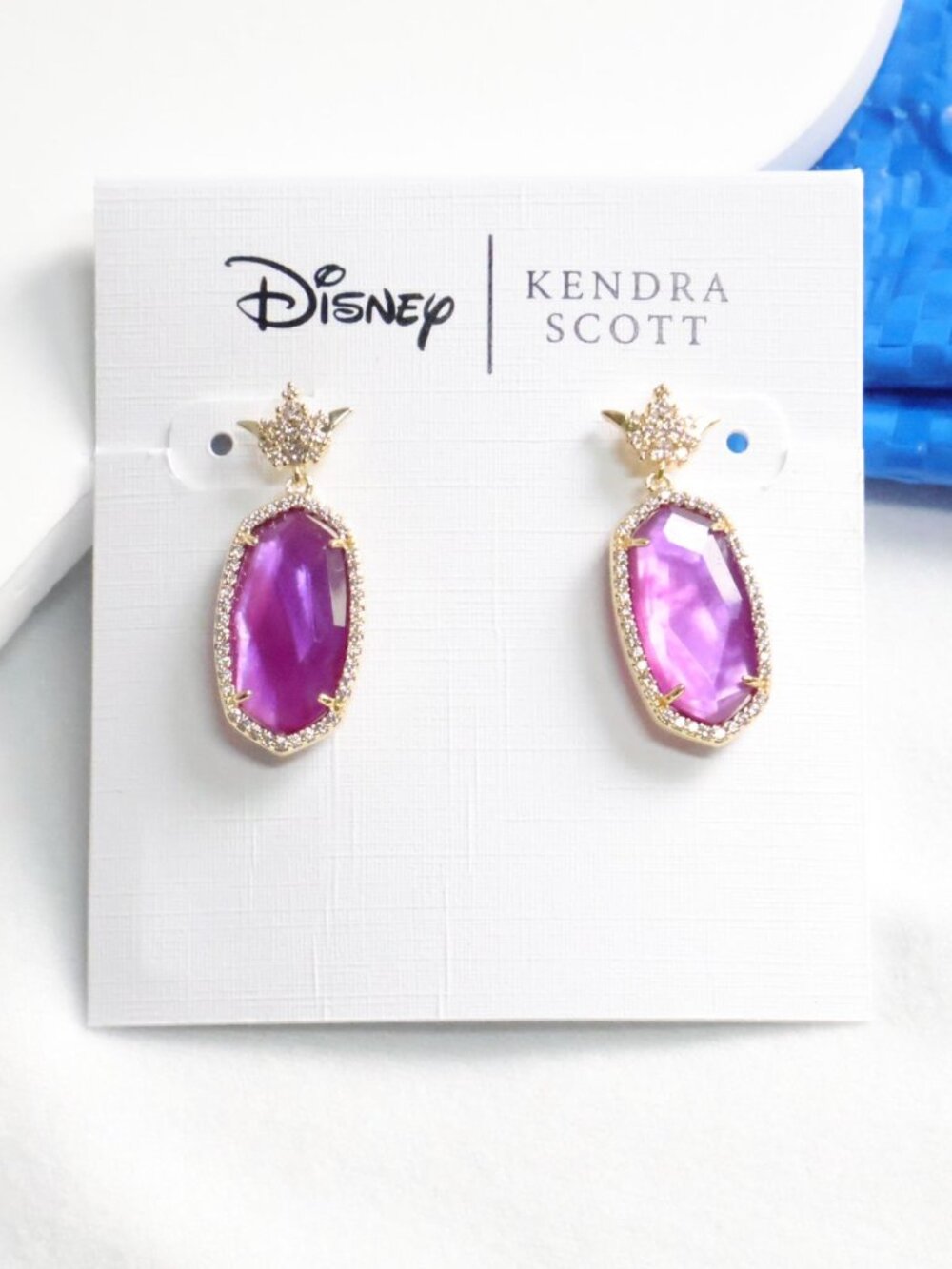 Kendra Scott Disney Dana Mauve Mother--Pearl Earrings NEW Perfect condition